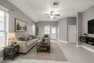 15718 Egret Field Ln, Houston, TX 77049 - Photo 9