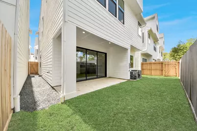 1422 Caywood Lane #B, Houston, TX 77055 - Photo 15
