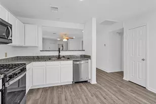 310 Remington Creek Dr, Houston, TX 77073 - Photo 11