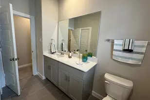 3110 Valley Peak Dr, Houston, TX 77063 - Photo 33