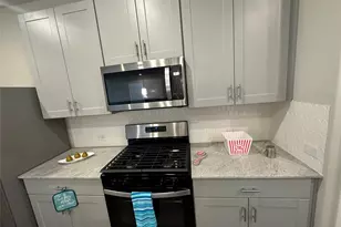 3110 Valley Peak Dr, Houston, TX 77063 - Photo 17