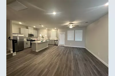 3110 Valley Peak Drive, Houston, TX 77063 - Photo 11