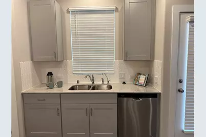 3110 Valley Peak Drive, Houston, TX 77063 - Photo 9