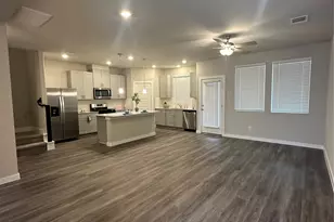 3110 Valley Peak Dr, Houston, TX 77063 - Photo 5