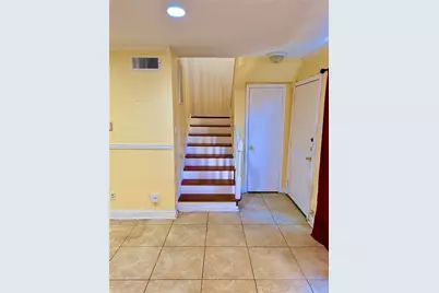 7047 Bissonnet Street #32, Houston, TX 77074 - Photo 5