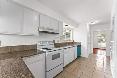 1502 Ashmore Drive, Missouri City, TX 77489 - Photo 9