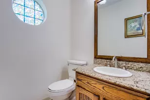 34 Ginger Bay Pl, The Woodlands, TX 77382 - Photo 17