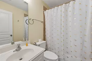 14419 Manorbier Ln, Sugar Land, TX 77498 - Photo 21