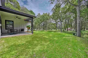 305 Pinehurst Dr Dr, New Ulm, TX 78950 - Photo 37