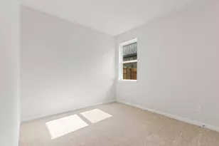 8827 New Jade Dr, Iowa Colony, TX 77583 - Photo 9