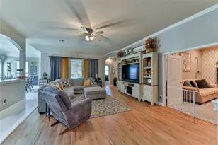 814 Fairway Dr, La Porte, TX 77571 - Photo 9