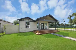 1102 Gazin St, Houston, TX 77020 - Photo 25