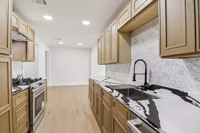 614 Nest Lane, Houston, TX 77022 - Photo 9