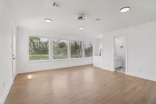 614 Nest Ln, Houston, TX 77022 - Photo 5