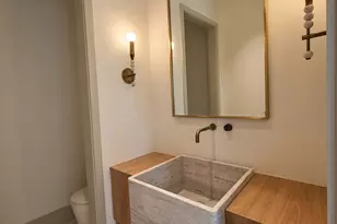 2627 Tangley Rd, West University Place, TX 77005 - Photo 9