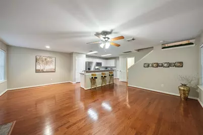 39 Butterfly Branch Place, The Woodlands, TX 77382 - Photo 5