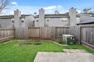 39 Butterfly Branch Pl, The Woodlands, TX 77382 - Photo 17