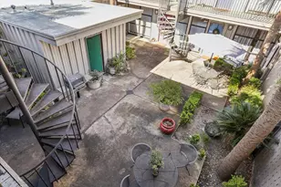 1901 Whitney St, Houston, TX 77006 - Photo 9