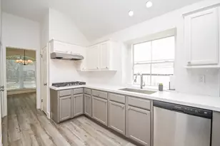 6106 Fox Wind Ct, Houston, TX 77041 - Photo 19