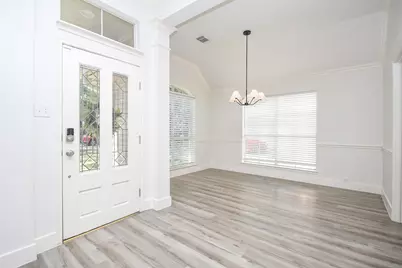 6106 Fox Wind Court, Houston, TX 77041 - Photo 5