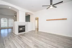 6106 Fox Wind Ct, Houston, TX 77041 - Photo 9