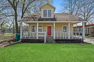 205 Stimpson St, Baytown, TX 77520 - Photo 1