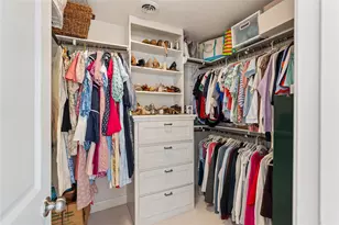 7910 Highmeadow Dr, Houston, TX 77063 - Photo 23