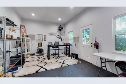 1012 Edwards Street, Houston, TX 77007 - Photo 11