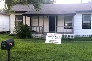 3330 1st Ave S, Texas City, TX 77590 - Photo 9