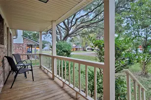 28700 Waikiki Ln, Conroe, TX 77356 - Photo 3