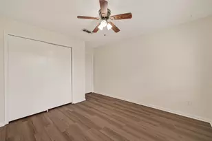 28700 Waikiki Ln, Conroe, TX 77356 - Photo 25