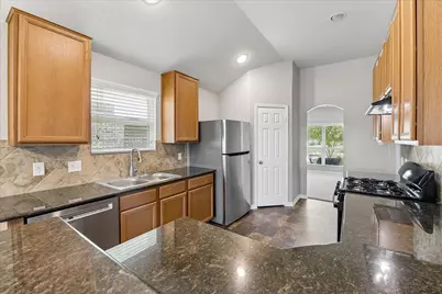 9966 Chimney Swift Lane, Conroe, TX 77385 - Photo 7
