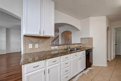 6906 Anson Point Lane, Houston, TX 77040 - Photo 11