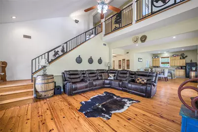 4310 Leslie Road, Fayetteville, TX 78940 - Photo 9