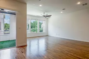 2726 Eado Edge Ct, Houston, TX 77020 - Photo 3