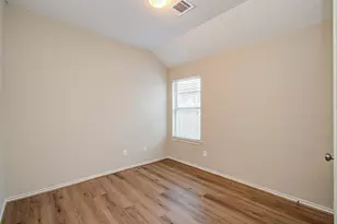 13822 Roman Ridge Ln, Houston, TX 77047 - Photo 9