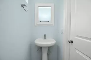 5411 Lindsay Ln, Houston, TX 77011 - Photo 15