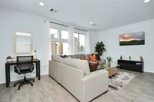 5411 Lindsay Ln, Houston, TX 77011 - Photo 5