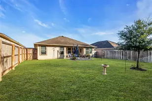 308 Pacos Dr, Huntsville, TX 77340 - Photo 23