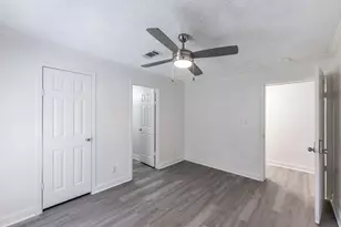 108 Varsity Circle, Huntsville, TX 77340 - Photo 13