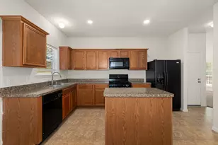20927 Roxette Ct, Humble, TX 77338 - Photo 3