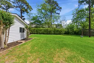 218 Faust Ln, Houston, TX 77024 - Photo 9