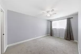 218 Faust Ln, Houston, TX 77024 - Photo 47