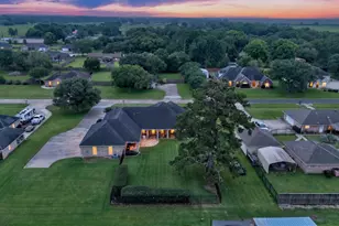 546 Meadowlark Ln, Winnie, TX 77665 - Photo 47
