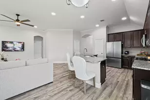 14303 Brody Falls Ct, Houston, TX 77044 - Photo 11