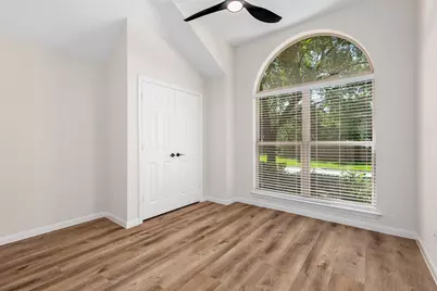 42 Camber Pine Place, The Woodlands, TX 77382 - Photo 27