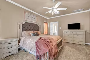 208 River Oaks Dr, Lake Jackson, TX 77566 - Photo 17