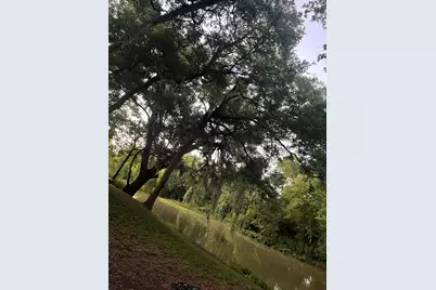 208 River Oaks Drive, Lake Jackson, TX 77566 - Photo 3