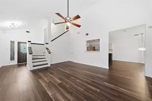 24407 Strong Pine Dr, Houston, TX 77336 - Photo 11