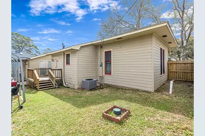 26 W Austin Street, Bellville, TX 77418 - Photo 25